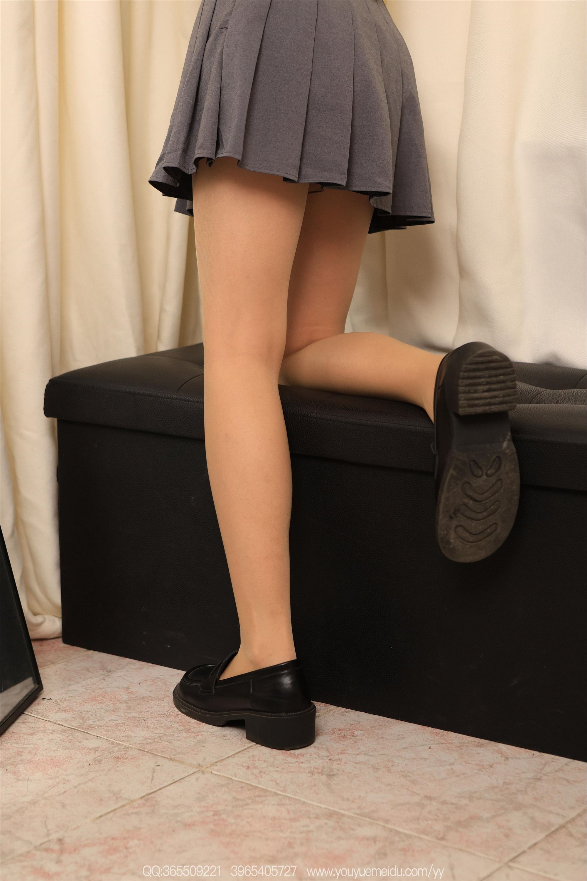 IESS异思趣向  2025.12.24 丝享家2246：小婕《肉丝平底鞋》